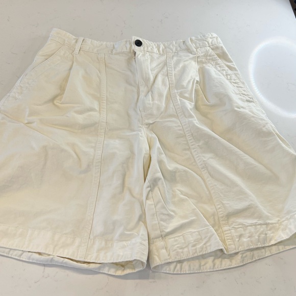 Everlane Pants - The Tourist Short by Everlane, Size 10